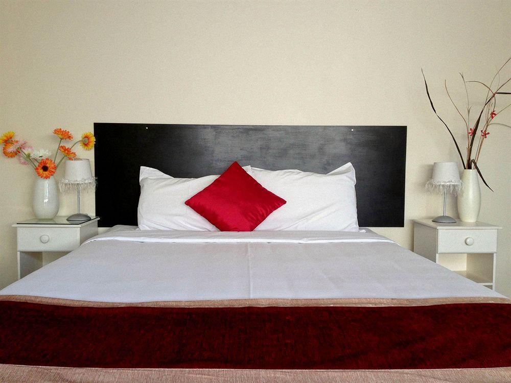Aurora City Suites Motel Роторуа Екстериор снимка