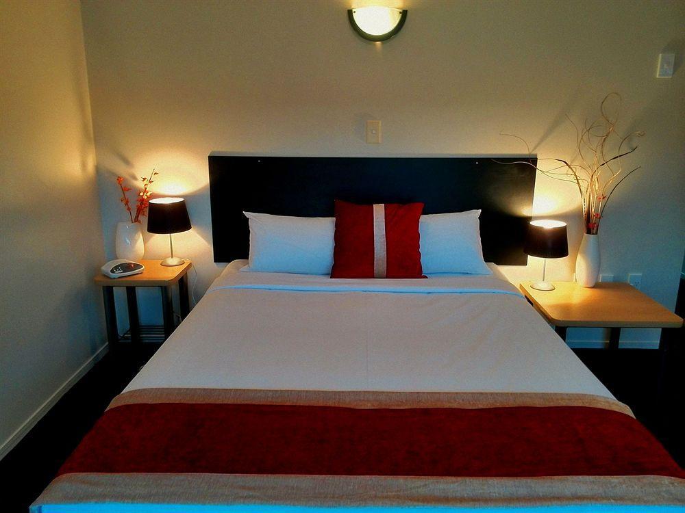 Aurora City Suites Motel Роторуа Екстериор снимка