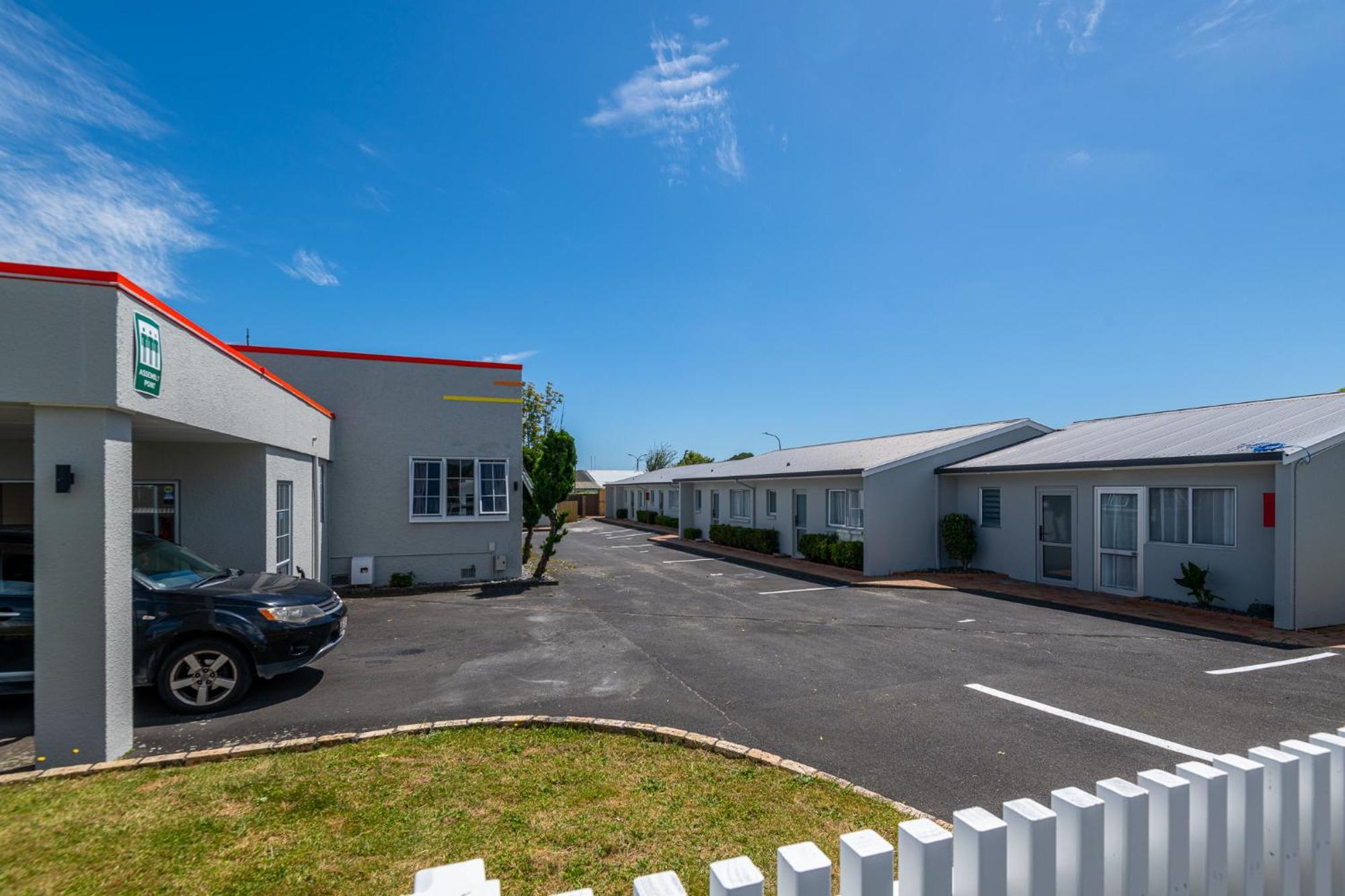 Aurora City Suites Motel Роторуа Екстериор снимка