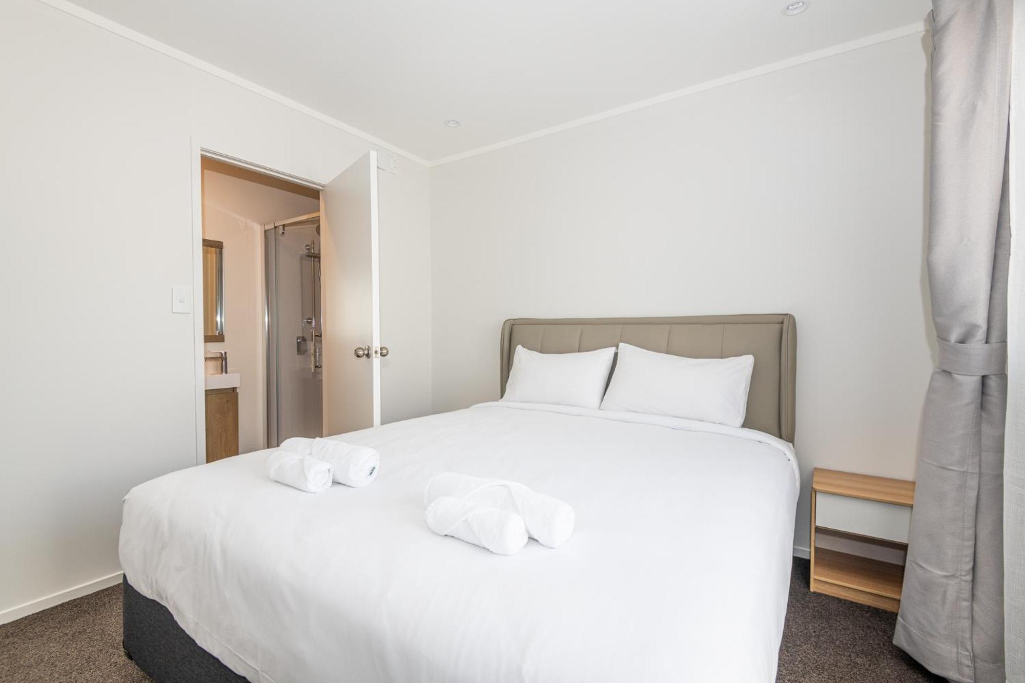 Aurora City Suites Motel Роторуа Екстериор снимка