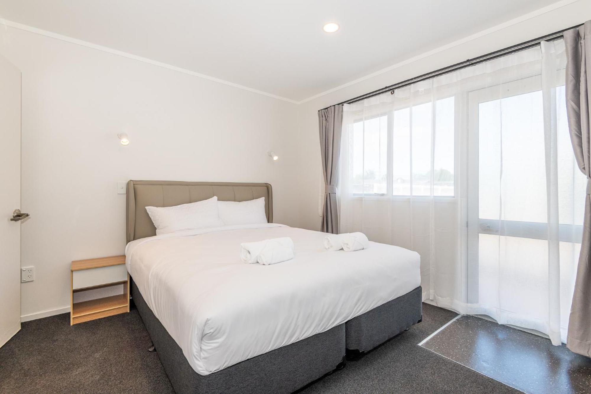Aurora City Suites Motel Роторуа Екстериор снимка