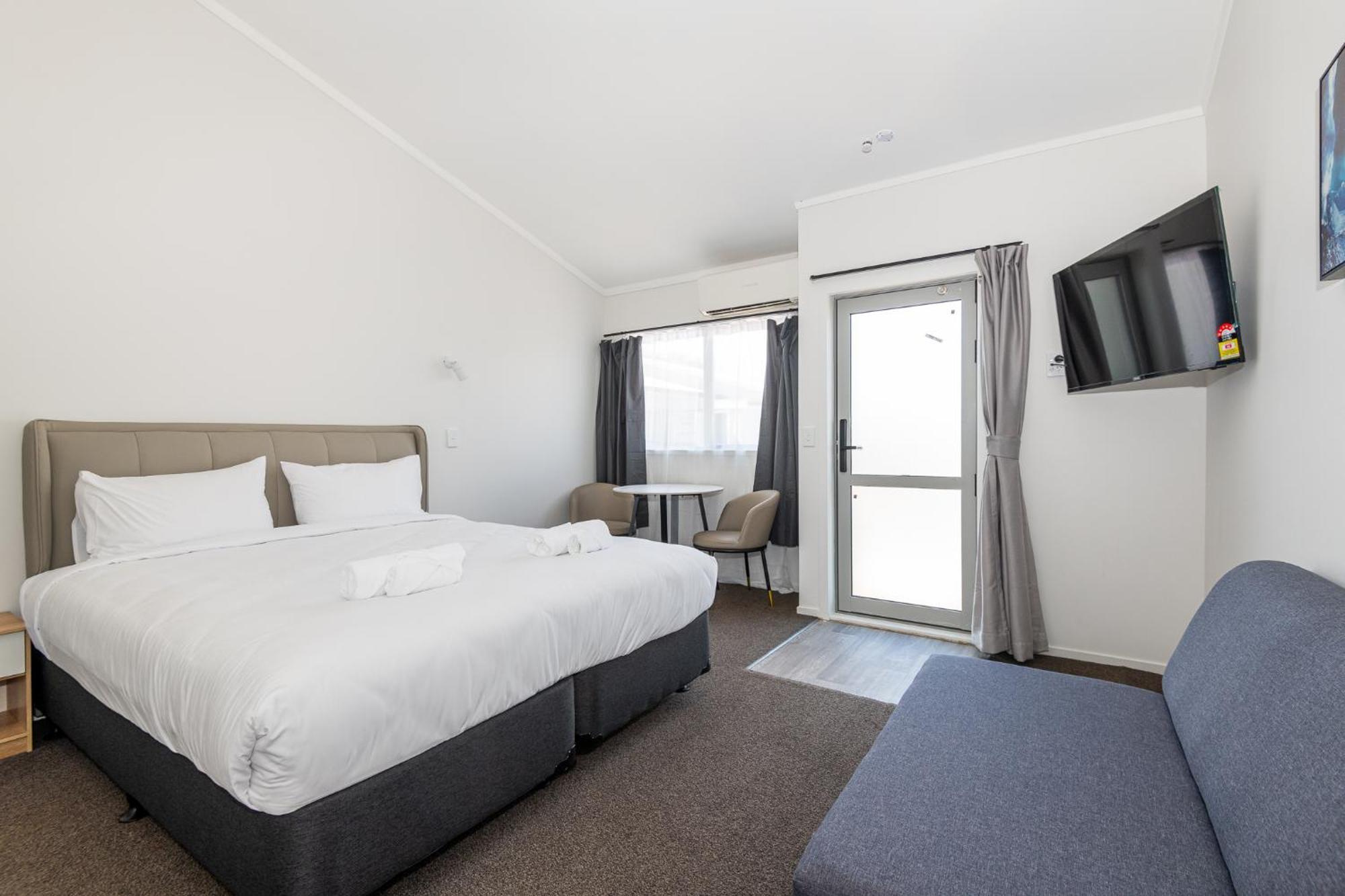 Aurora City Suites Motel Роторуа Екстериор снимка