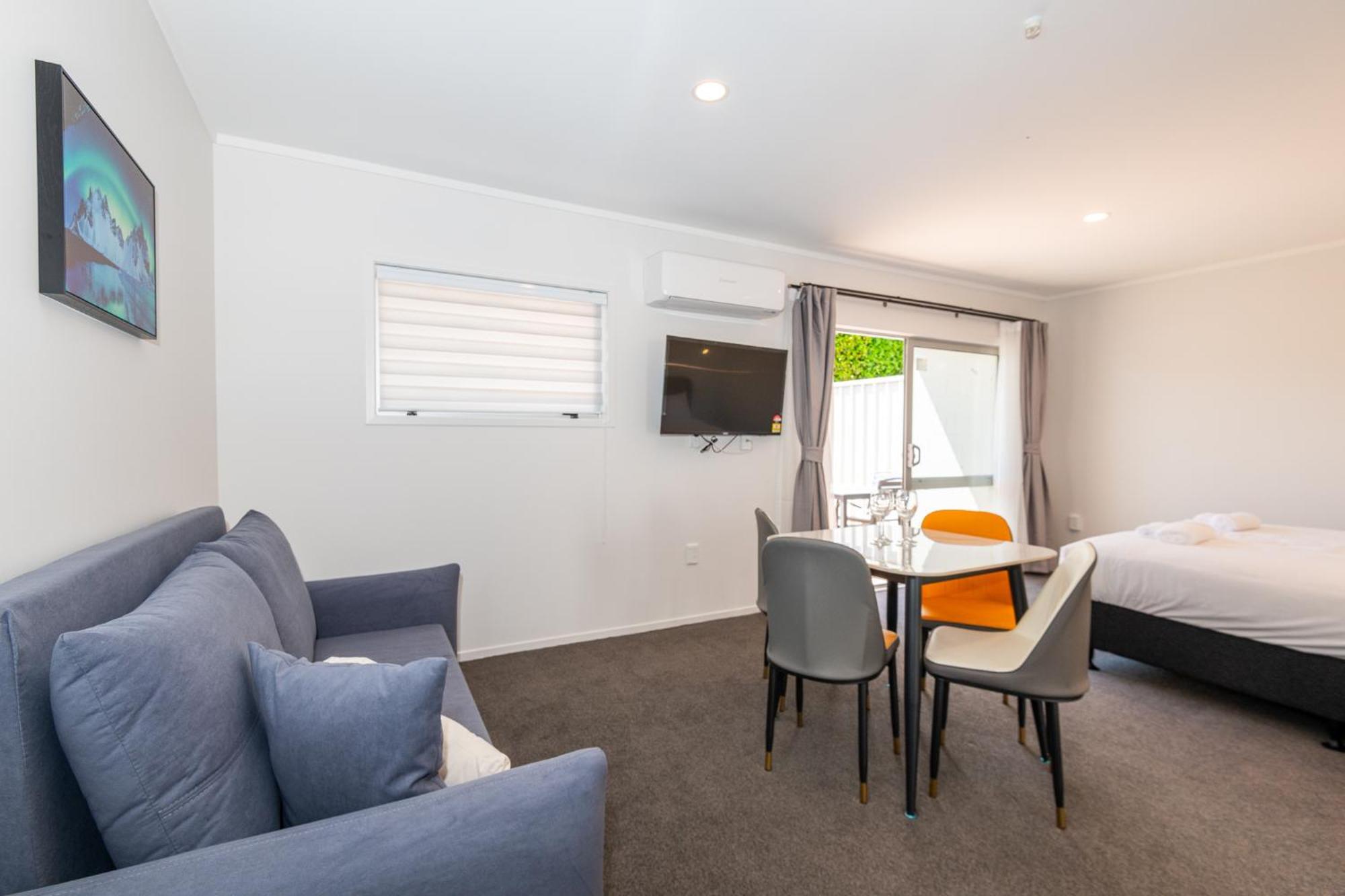 Aurora City Suites Motel Роторуа Екстериор снимка